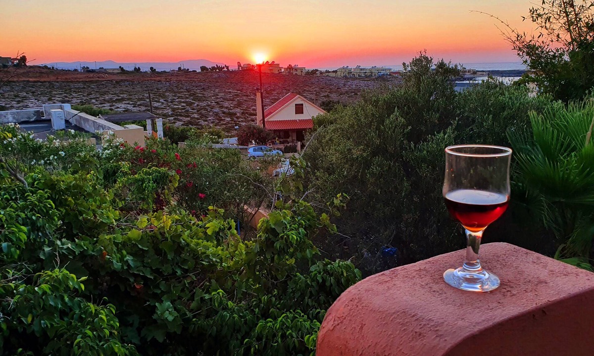 Stavros House | Sunny peaceful resort near the sea