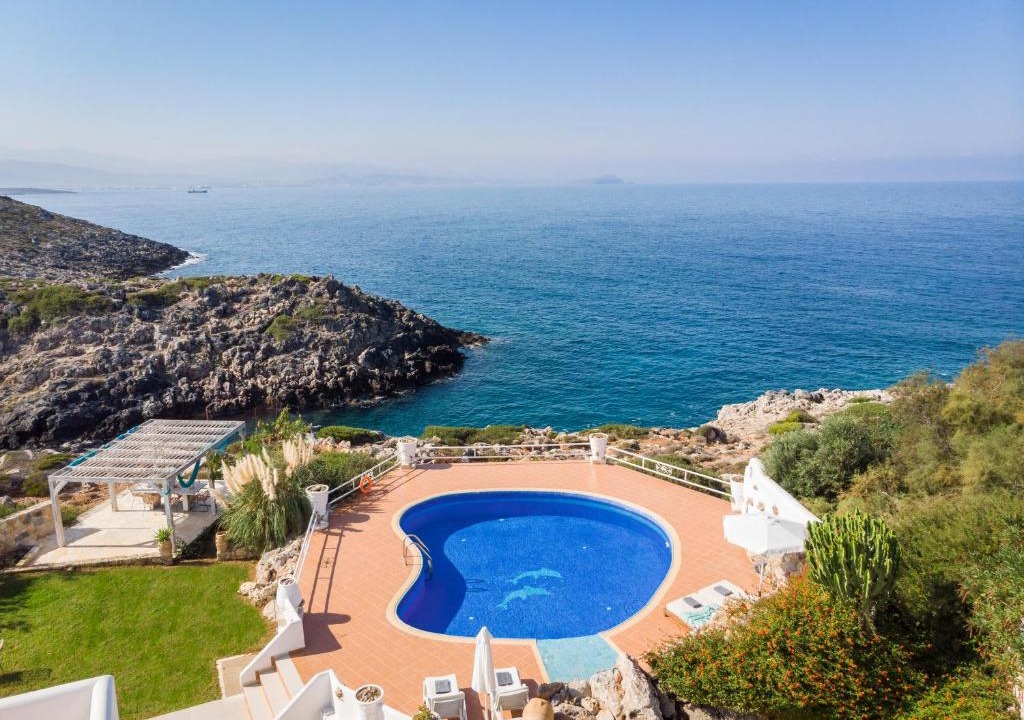 Stavros Villa | Tersanas Luxury 7 bedroom villa next to the sea