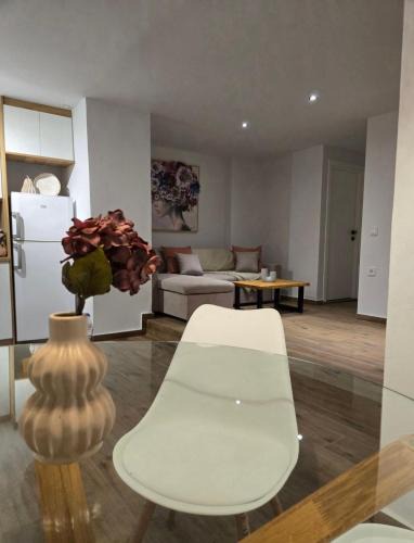 Petaleia Apartment | Thanasis House Corfu