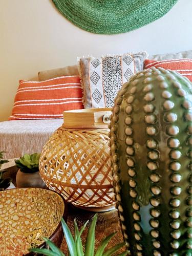 Loutraki Apartment | The Cactus Project
