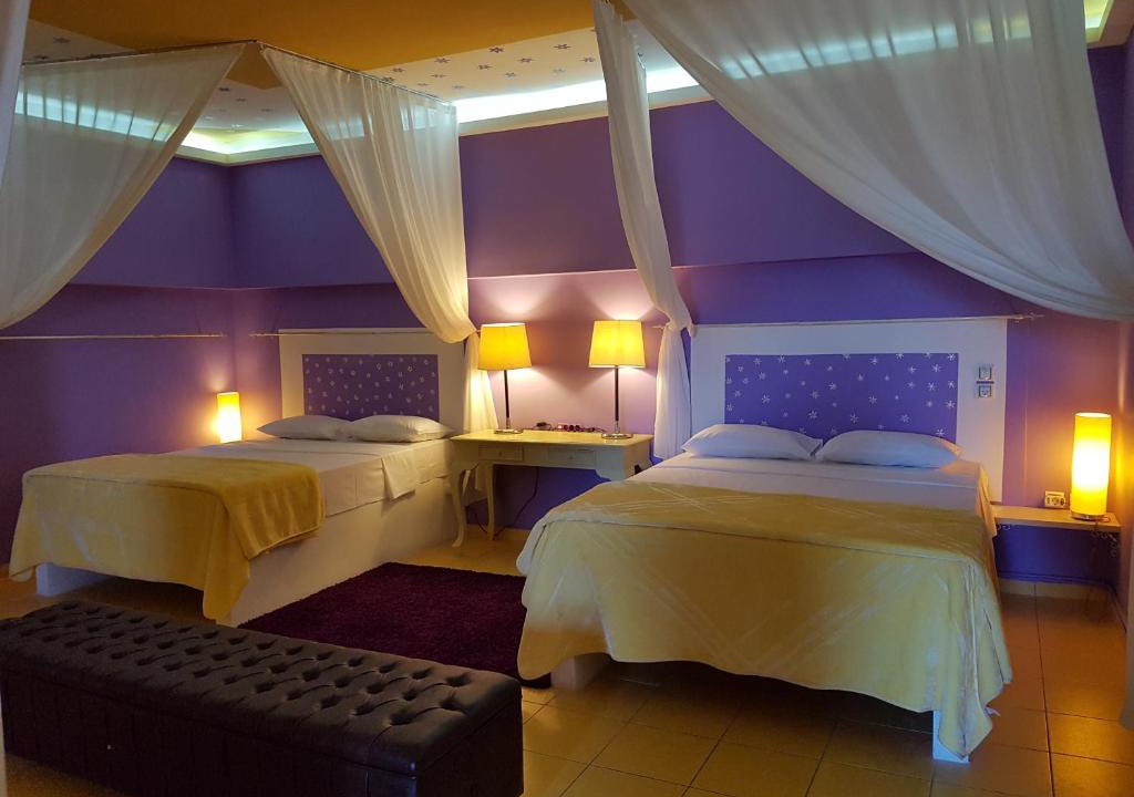 Kalambaka Apartment | the golden brown luxury guesthouse
