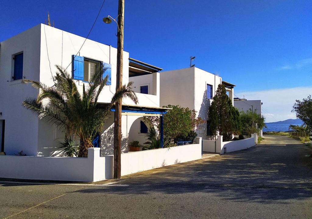 Avlemonas Apartment | The Little Blue