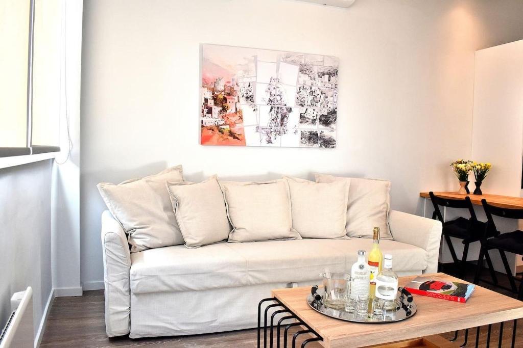 Psirri Apartment | The LOFT Modern/Luxurius residence in Psyrri