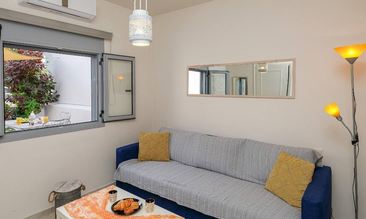 Heraklion Apartment | The Museum View Suite