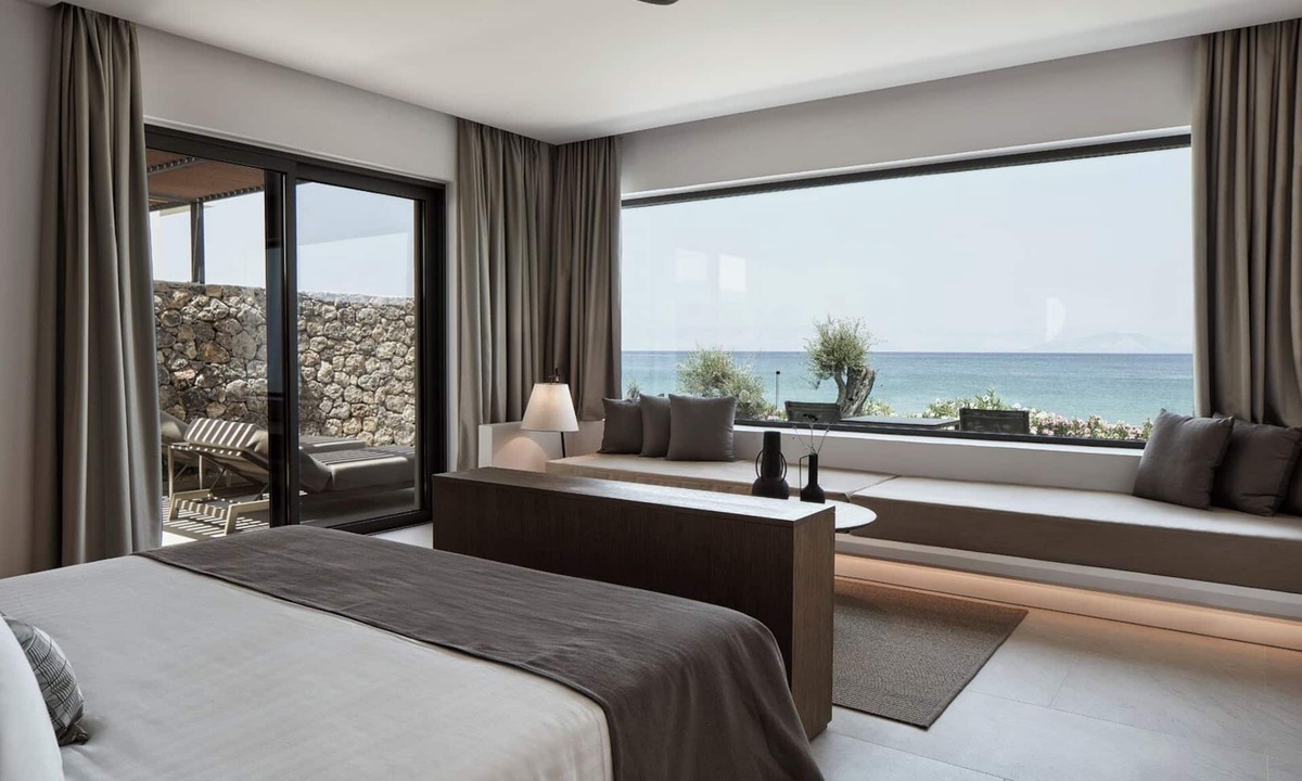 Messonghi Hotel | The Olivar Suites