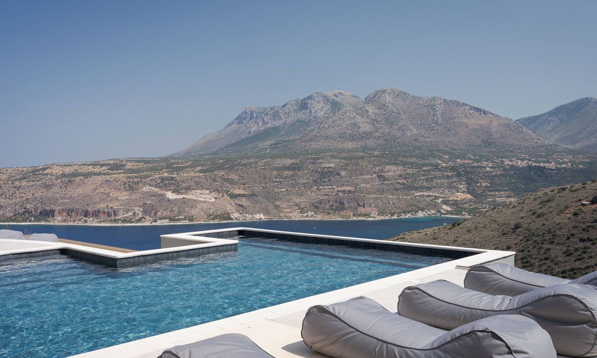 Areopoli Apartment | The One Limeni Residence Three, The One Limeni