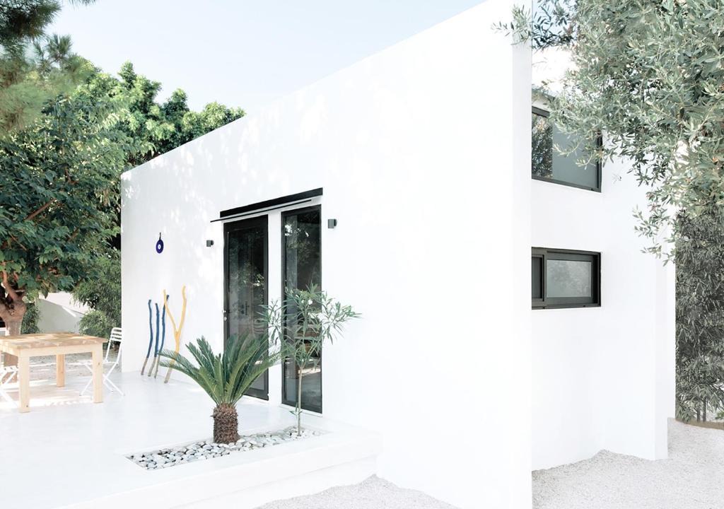 Ialyssos House | The perfect beach House