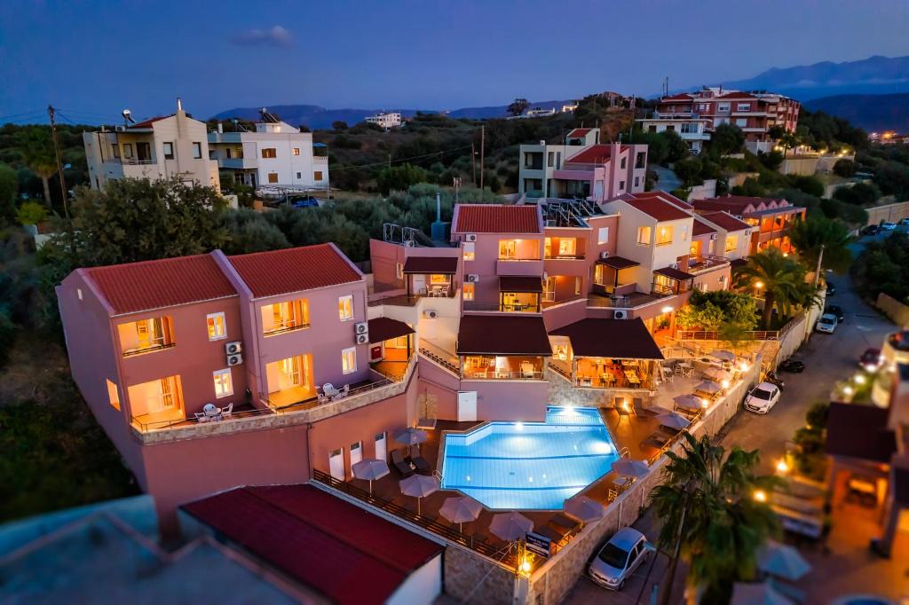 Makrys Tichos Apartment | Theos Village Apartments