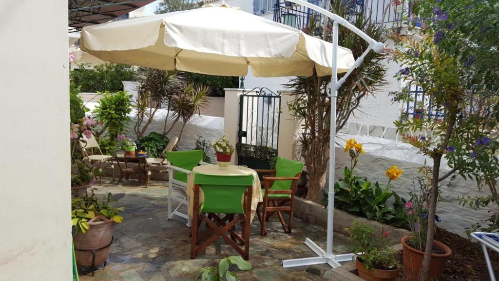 Spetses Apartment | Toula's House