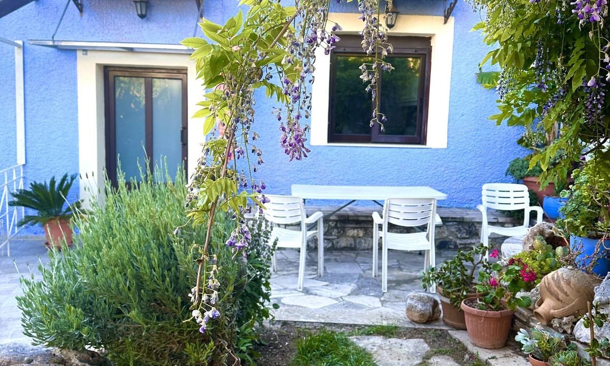 Monopari House | Traditional House in "Kefala" hill next to Rethymnon and Gerani sandy beach
