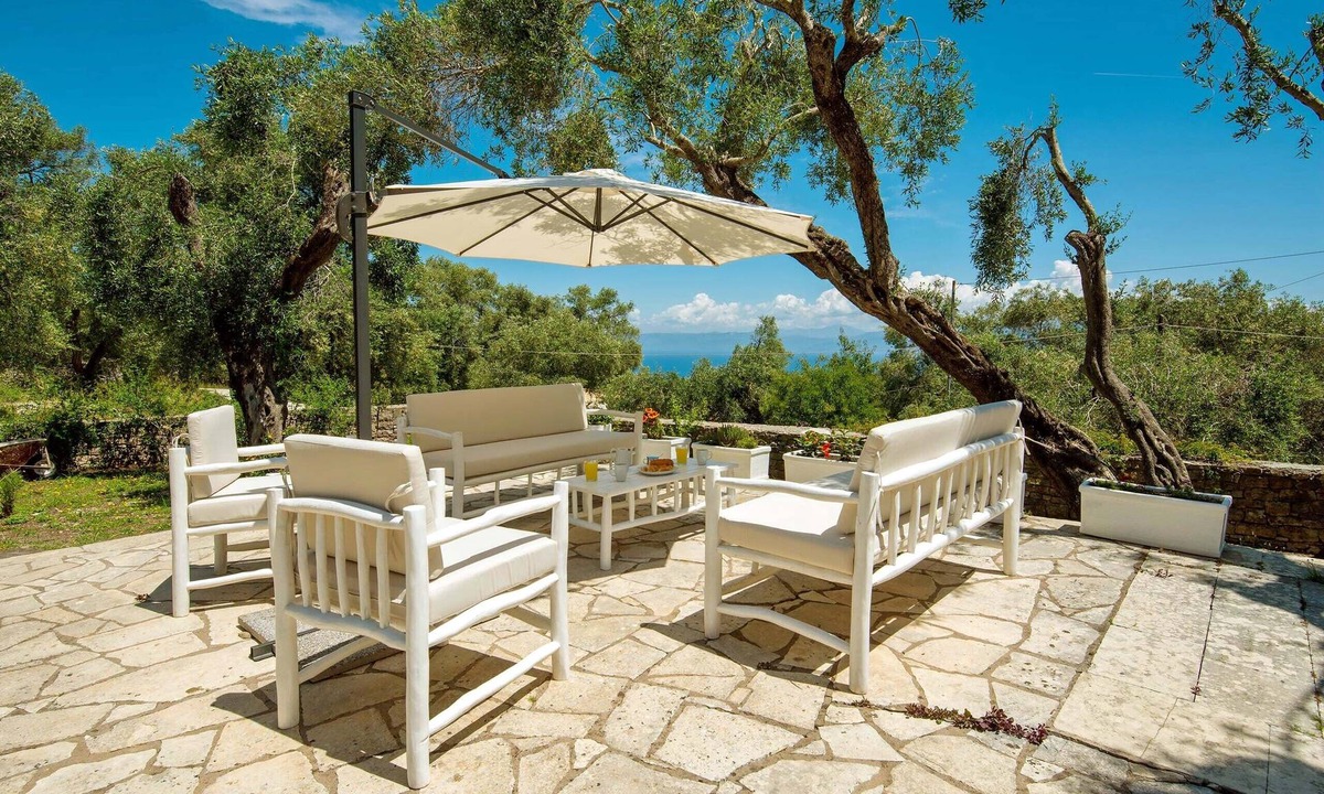Longos House | Traditional House with swimming pool & sea view 4 BDR in Paxos