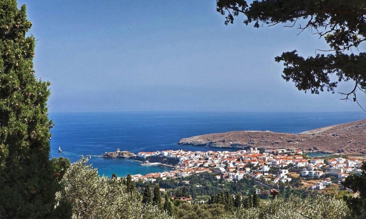 Andros Town Apartment | Traditional Pigeon House with Private Amazing Pool