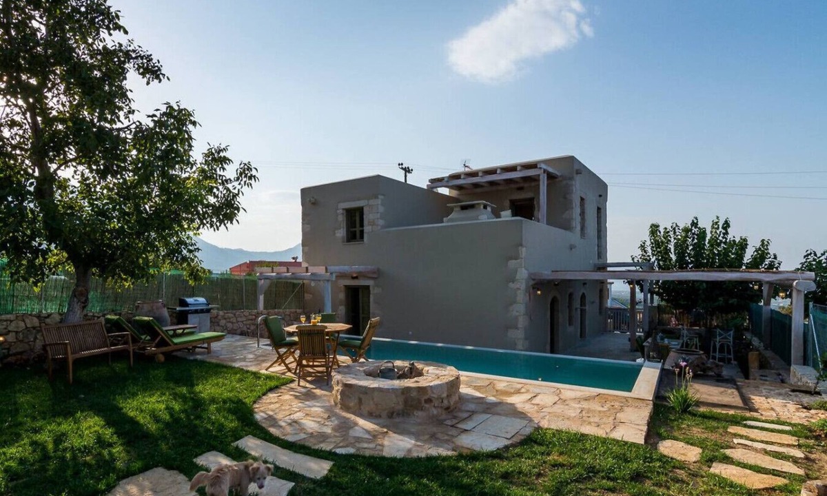 Kastellos Villa | Traditional Villa w/Heated Pool, 5km to the Beach