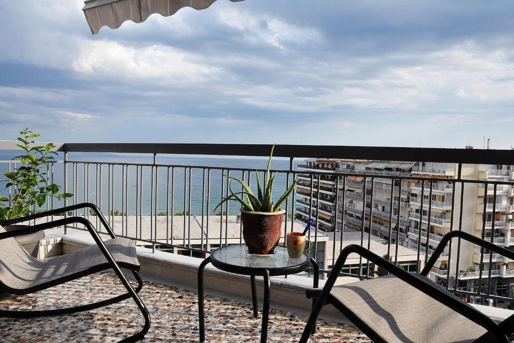 Kavala Apartment | Unique flat of refined luxury and splendid views.