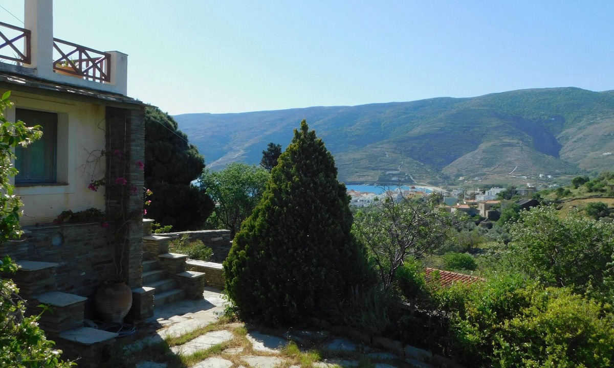 Ormos Korthiou Villa | Unique Stone Farm House with view over the sea!