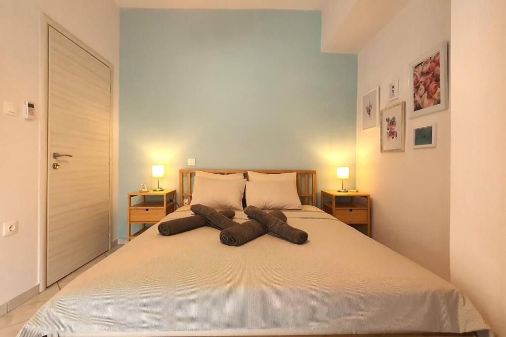 Exarhia Apartment | Vacation Home For 4 Guest - Amazing Terrace View