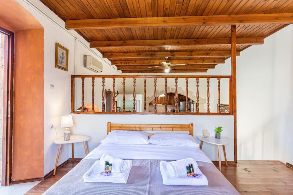 Gavalochori House | Valia's Stone House