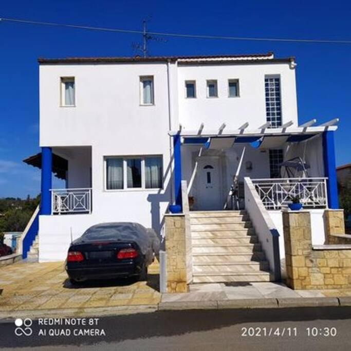 Nea Fokaia Villa | Vasia's maisonette