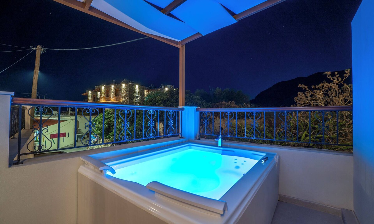 Khora Sfakion Apartment | VENTUS Luxury Suites