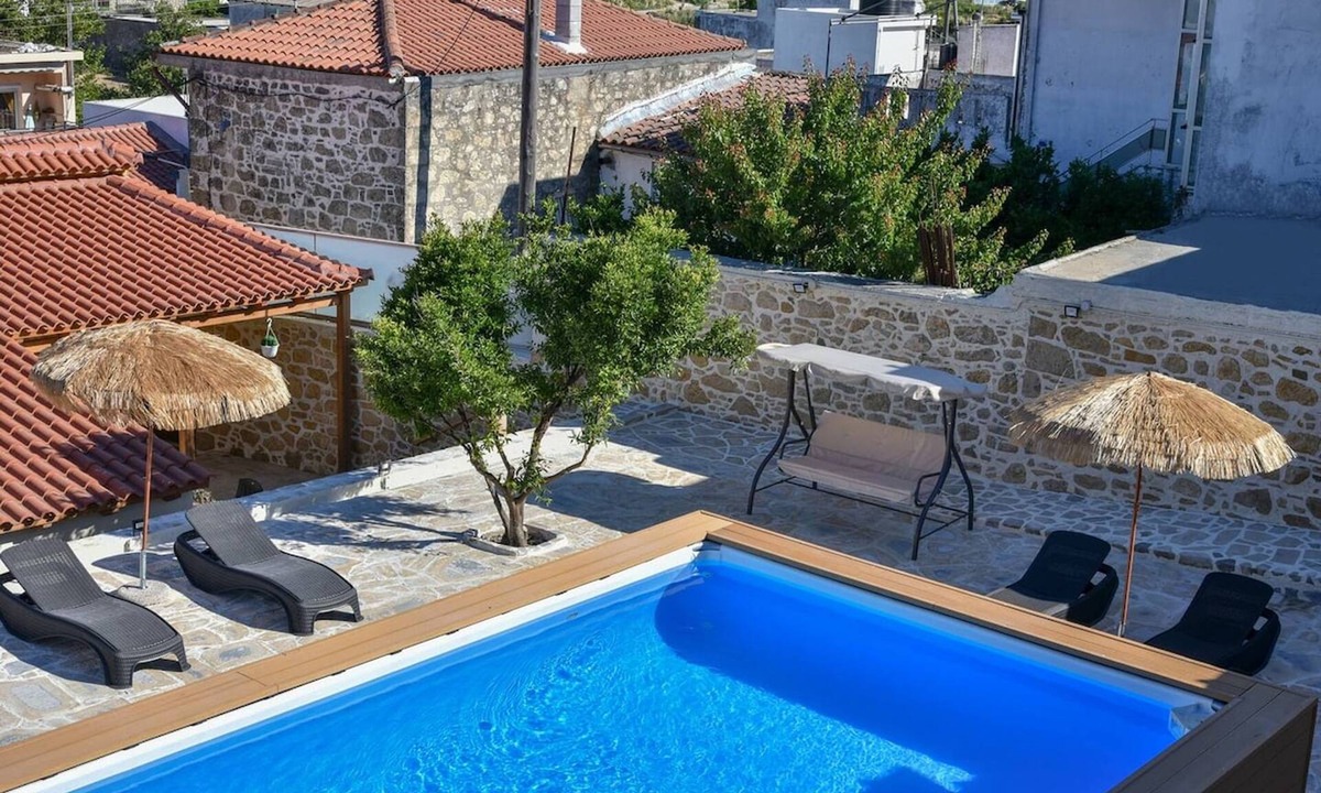 Vlachiana Villa | Villa 4 season: Poolside Paradise in Crete