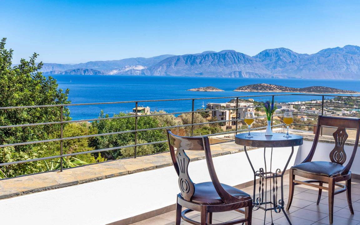 Katsikia Villa | Villa ∙ 5 bedrooms ∙ 10 guests