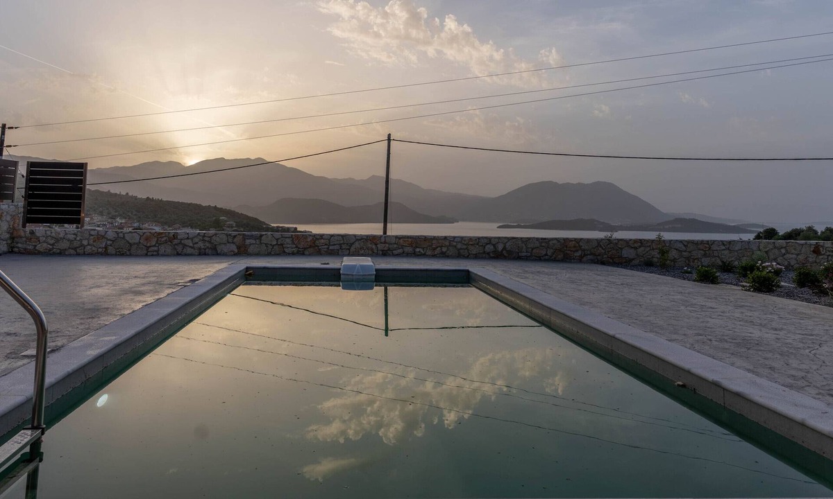 Spartochori Villa | Villa 'Adaman 2' with Private Pool, Wi-Fi and Air Conditioning