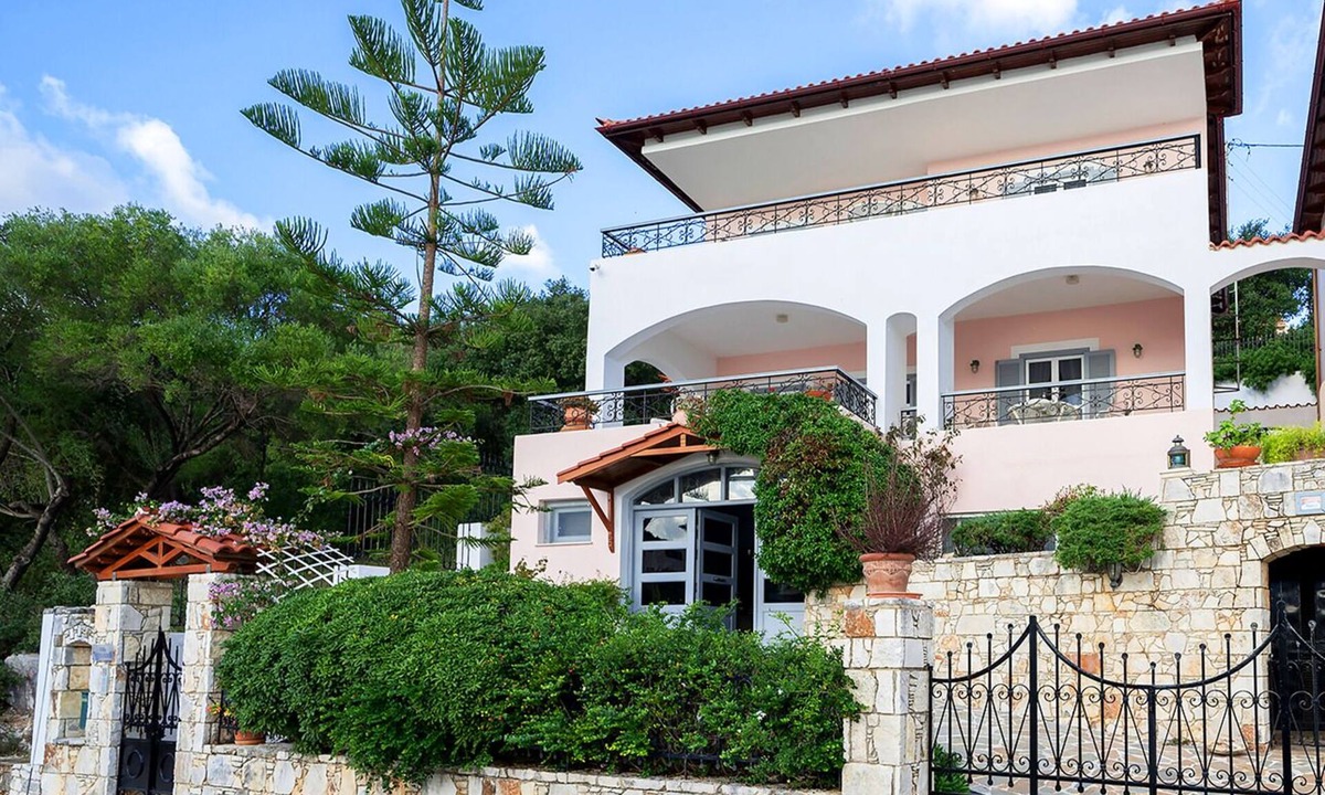 Matsoukata Villa | Villa Alexander - Beachfront Villa