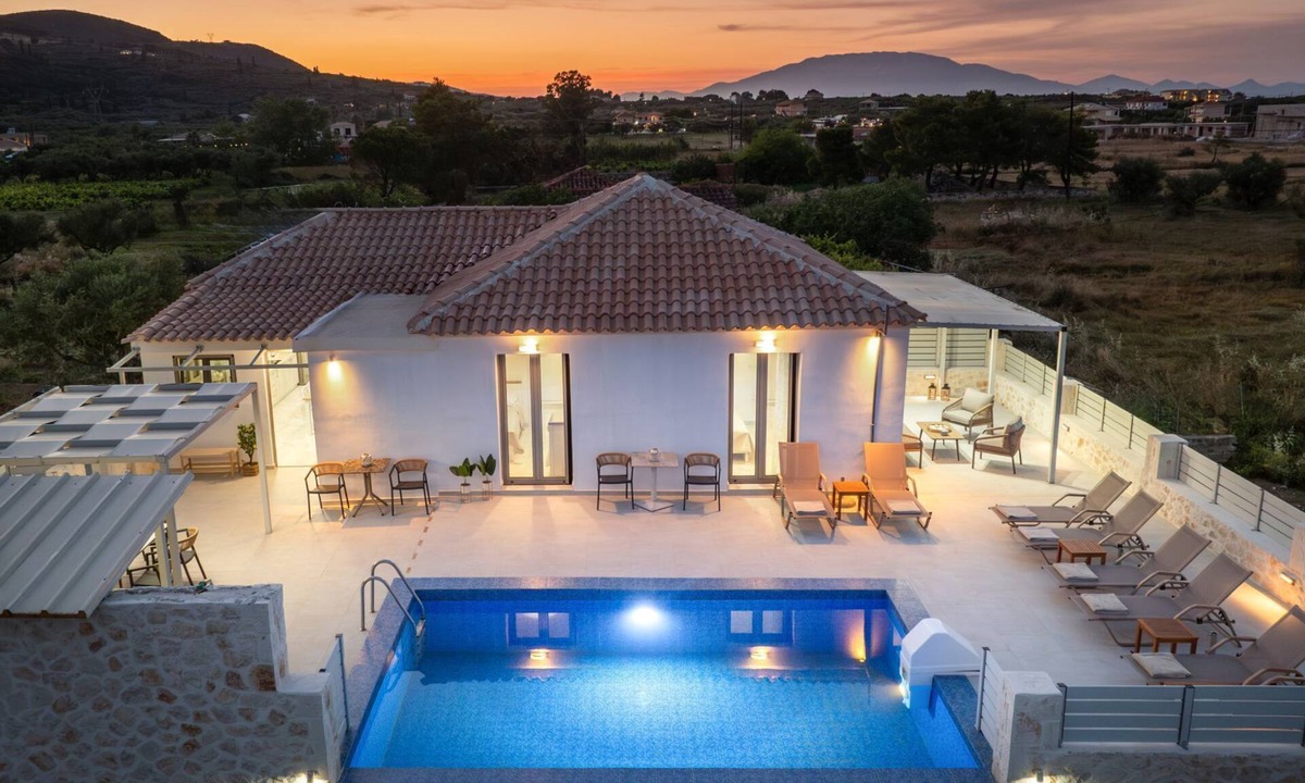Alykes Villa | Villa Amore-4 Bedroom Villa with Private Pool