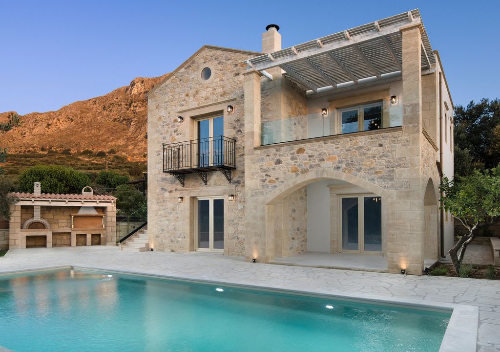 Pervolakia Villa | Villa Antonoussa -Newly Built Villa on Keras-