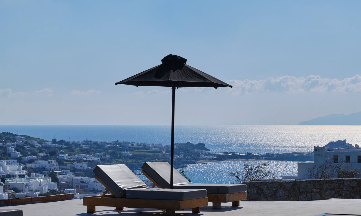 Paraga Villa | Villa Christy, Villa Christy