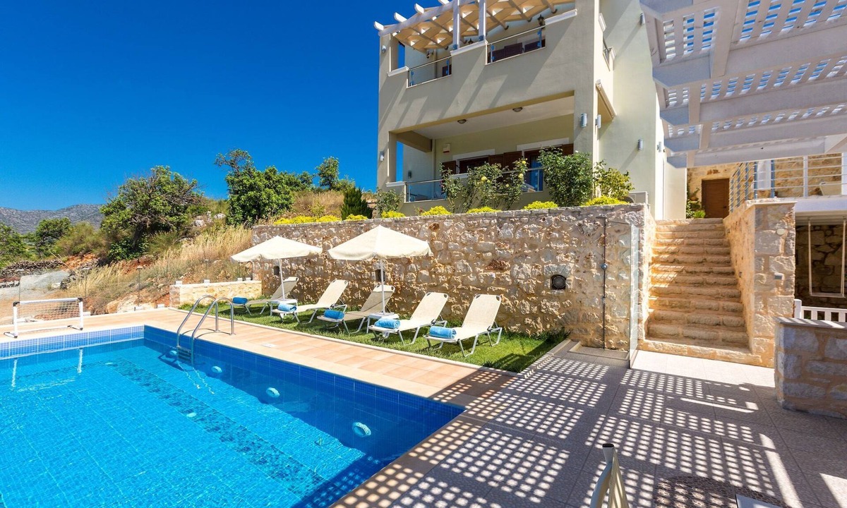 Achlades Villa | Villa in Crete with Private Pool & BBQ