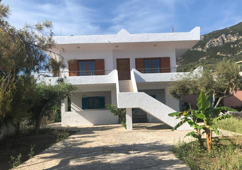 Troizinia Apartment | Villa in Kalloni direkt am Meer, tolle Aussicht