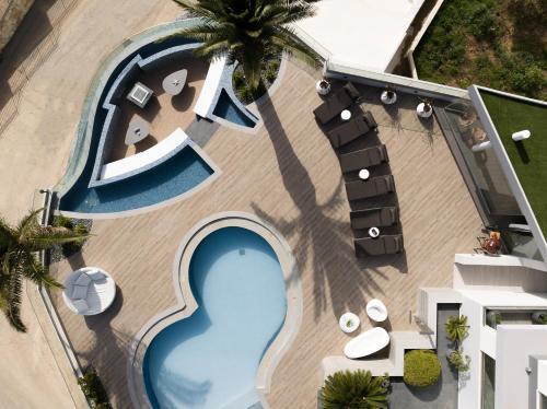 Somatas Villa | Villa Kalliston - 4000m2 of Elevated Living