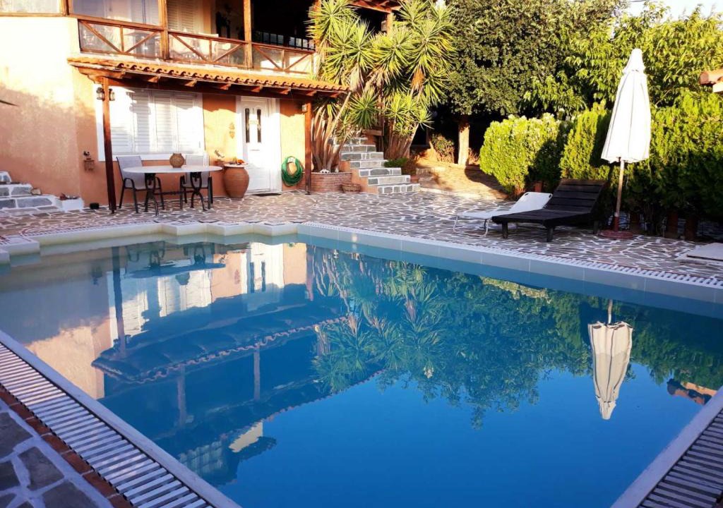 Saronikos House | Villa Kate