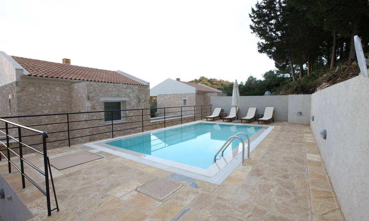Longos Villa | VILLA KLEIO, 2BEDROOM VILLA IN LOGGOS, PAXOS