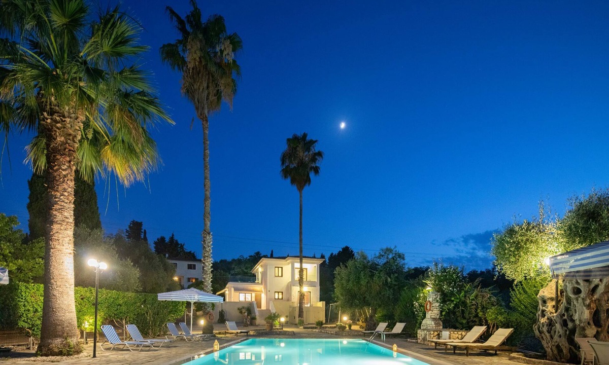 Agios Spyridon Corfu Villa | Villa Lianolia: Huge pool, A/C, WiFi, near the beach