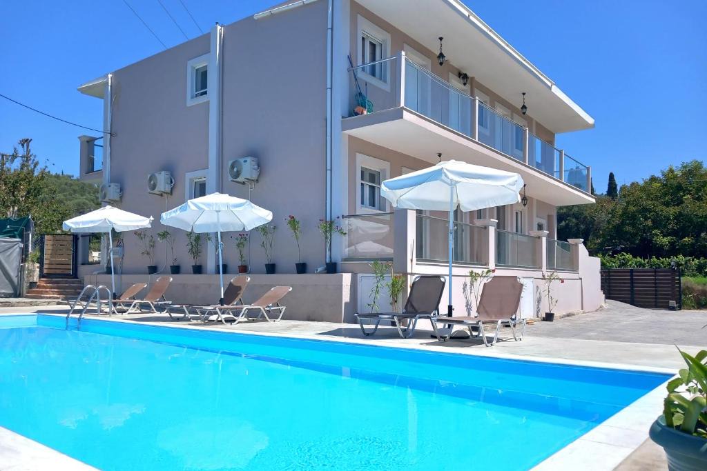 Termenades Villa | Villa Maria by PosarelliVillas