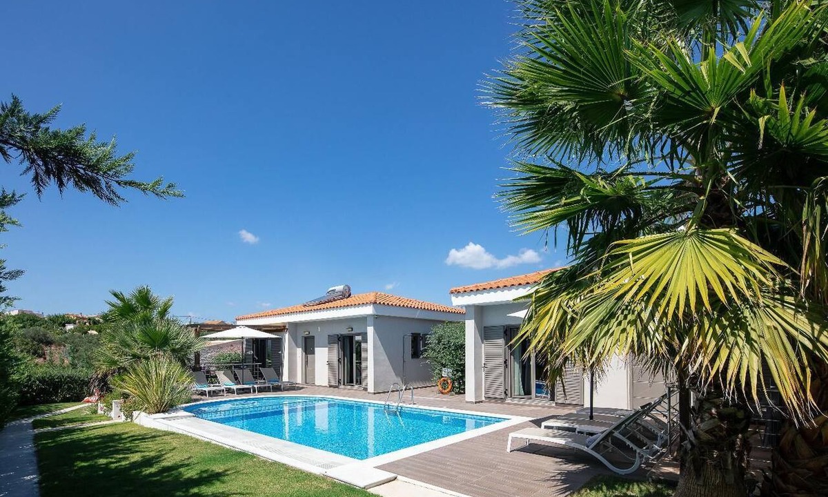 Armenoi Villa | Villa Memories - Four Bedroom Villa, Sleeps 8