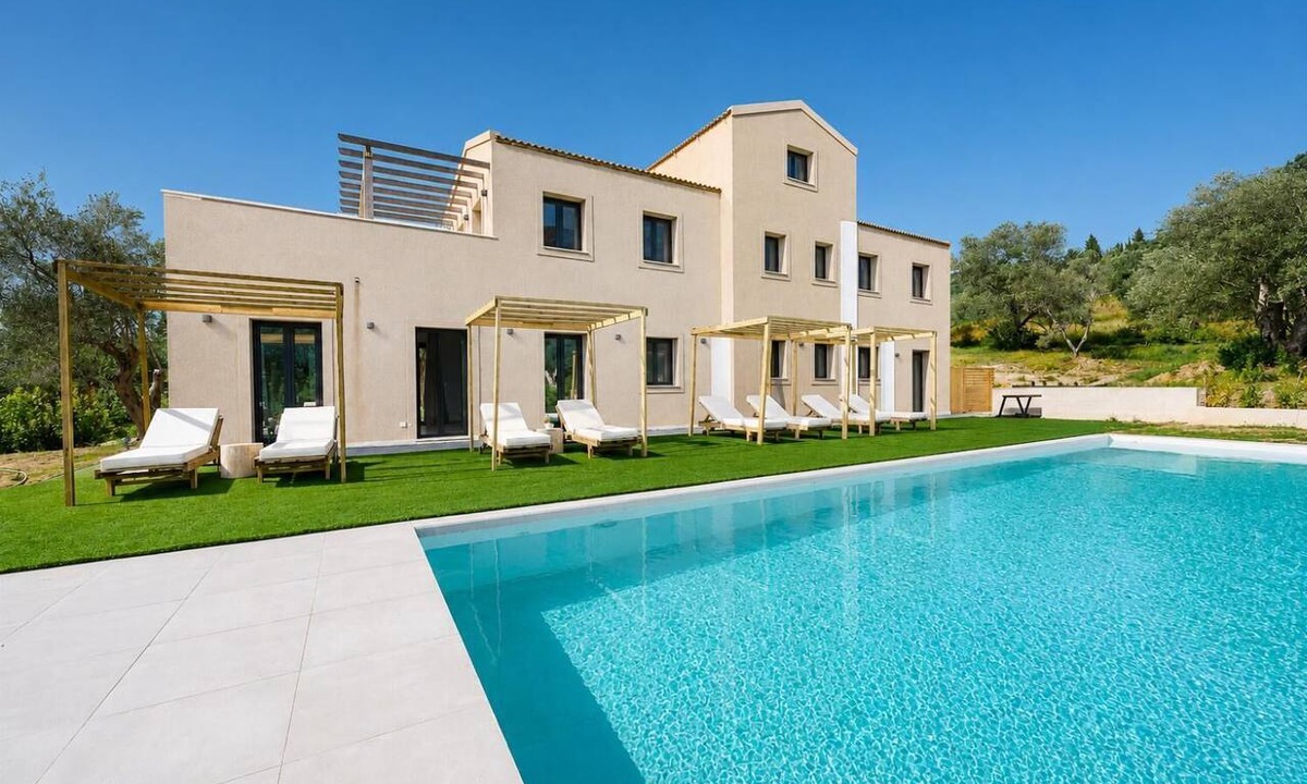 Dafnata Villa | Villa Natalia - Four Bedroom Villa, Sleeps 8