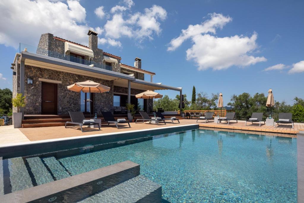 Corfu Town Villa | Villa Nera
