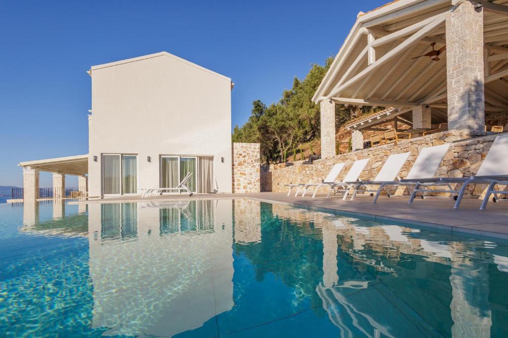 Katavolos Villa | Villa Nisaki
