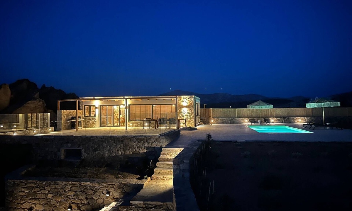 Naxos Villa | Villa of Delight and Serenity