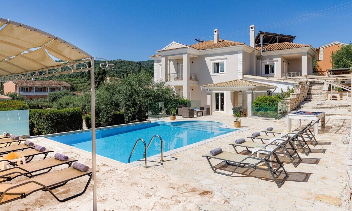 Kassiopi Villa | Villa Perla by Villa Plus