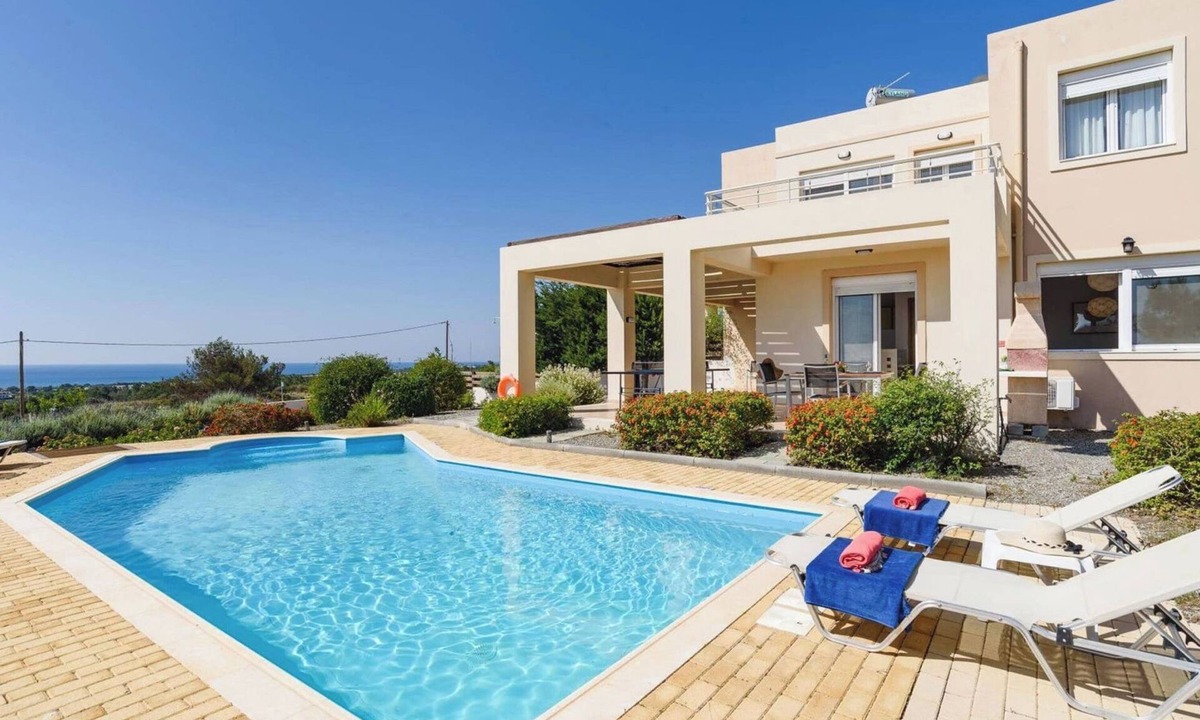 Gennadi Villa | Villa Phoebe Gennadi