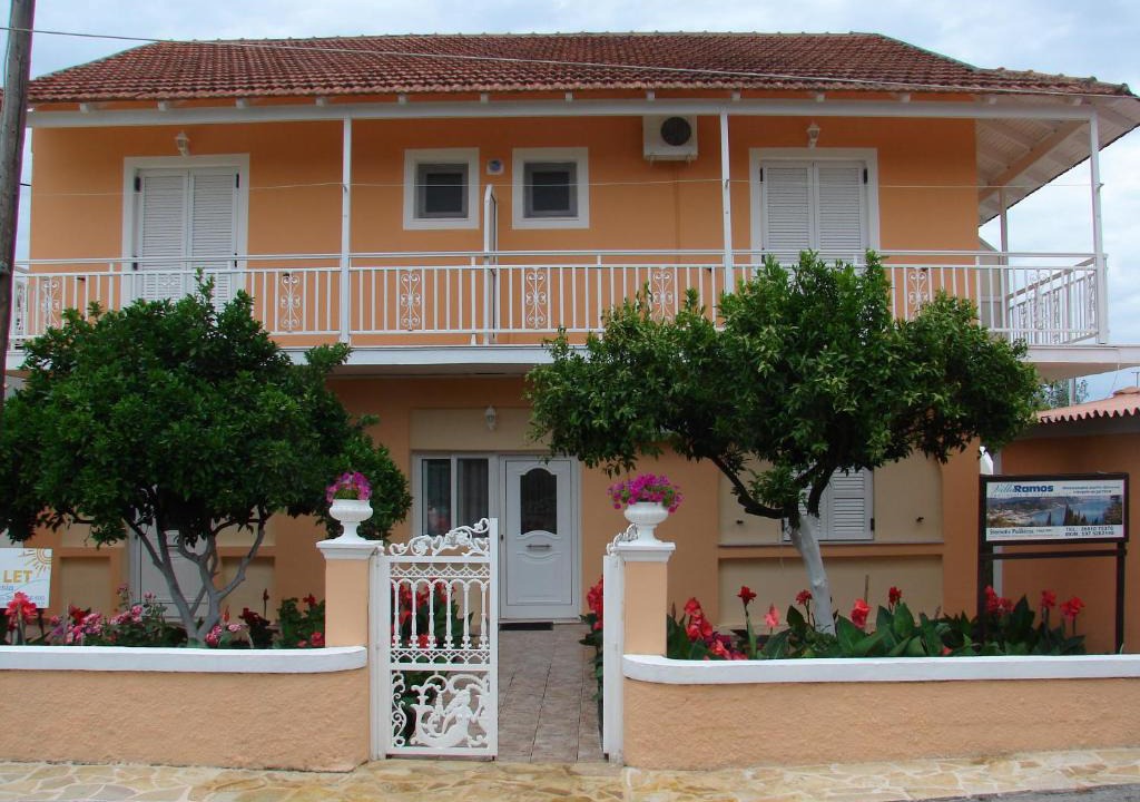 Messonghi Apartment | Villa Ramos