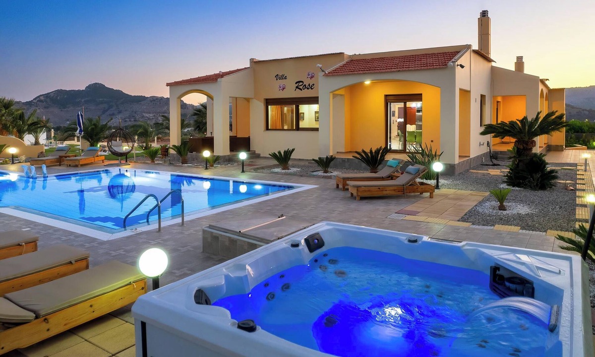 Kolymbia Villa | Villa Rose sleeps up to 13
