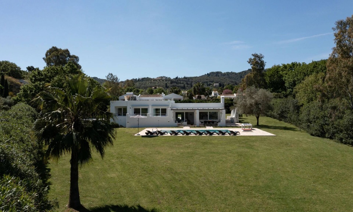Petaleia Villa | Villa Rosemarine