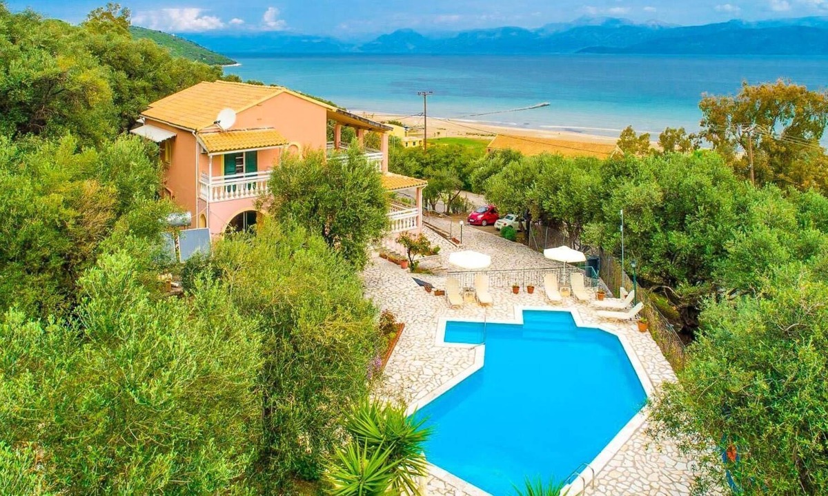 Villa Thespina | Apraos
