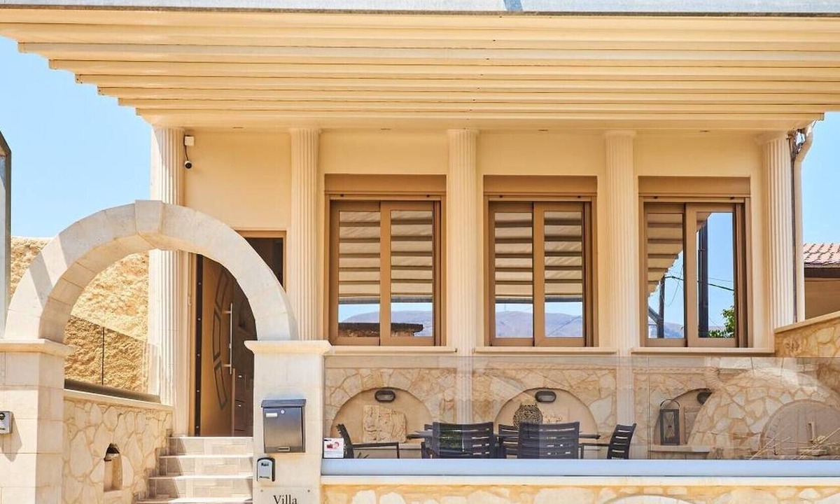 Tsikalaria Villa | Villa 'Vlite' with Sea View, Wi-Fi and Air Conditioning