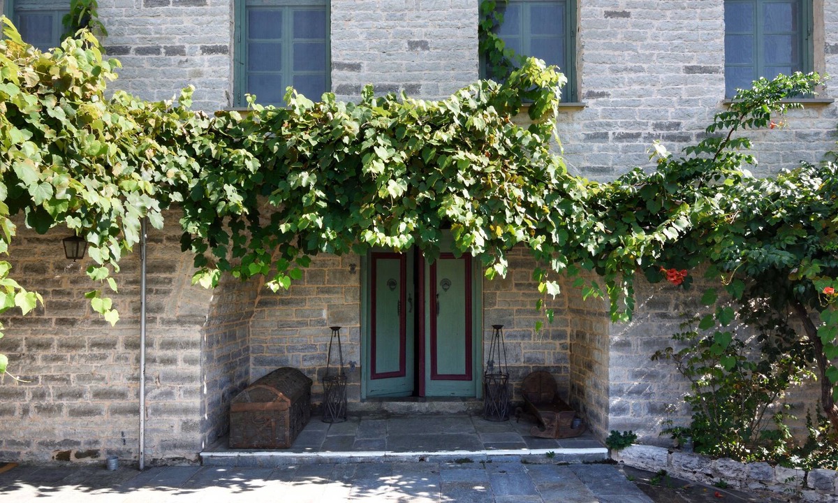 Papigo House | VILLA ZAGORI / THE GREEN HOUSE